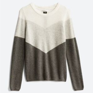 DESIGN HISTORY Carrie Zipper Back Sweater - never worn